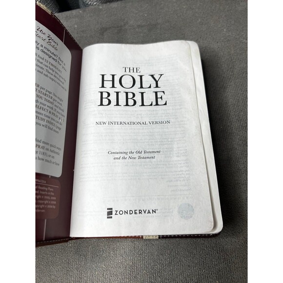 Zondervan Compact Thinline NIV Study Bible Bonded Leather Striped 2006 - Picture 10 of 11